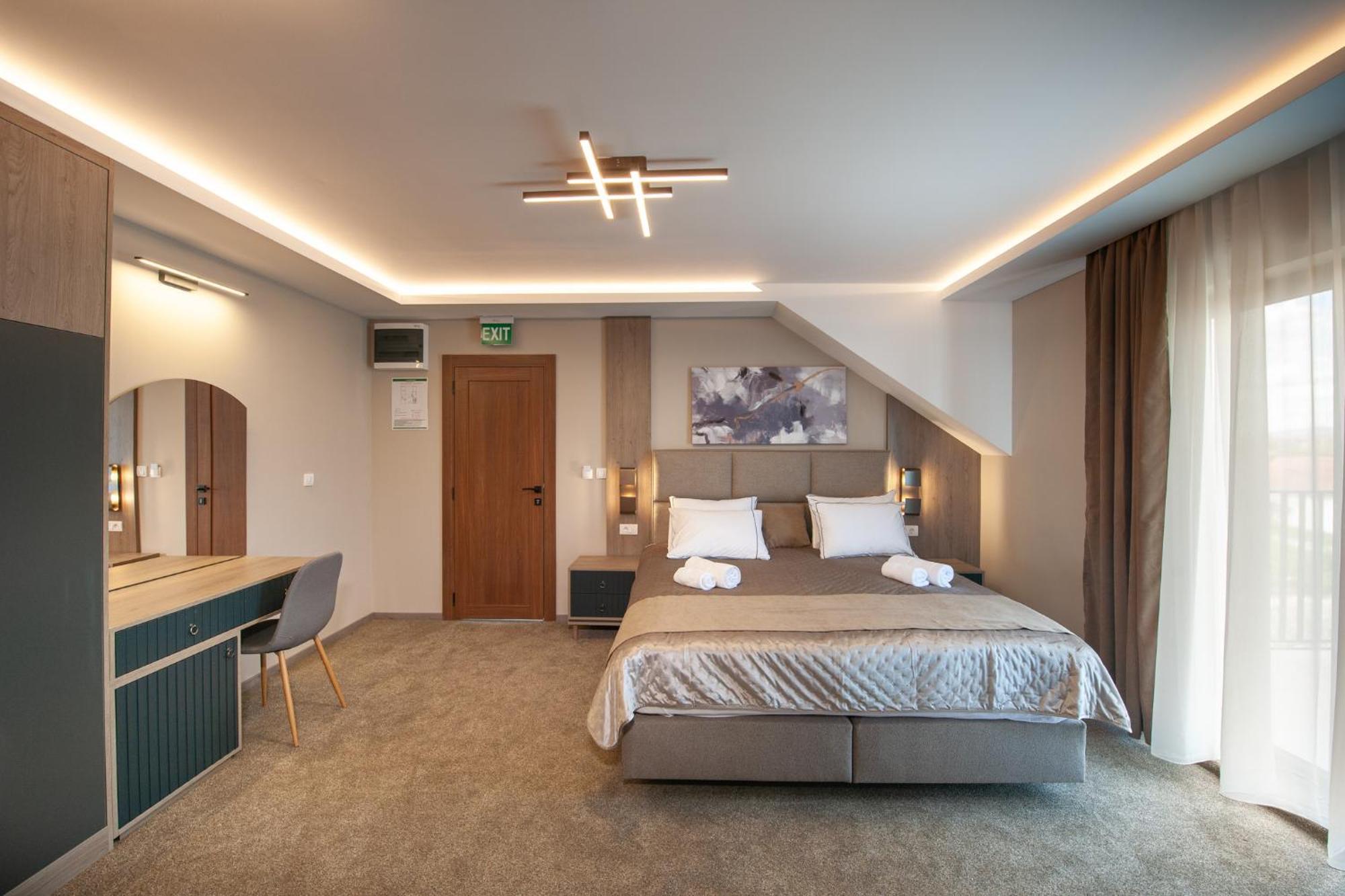 Hotel Kralj Kraljevo Quarto foto